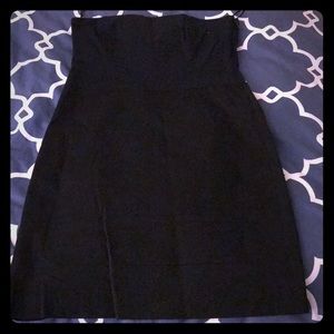 Slim fitting Theory dress